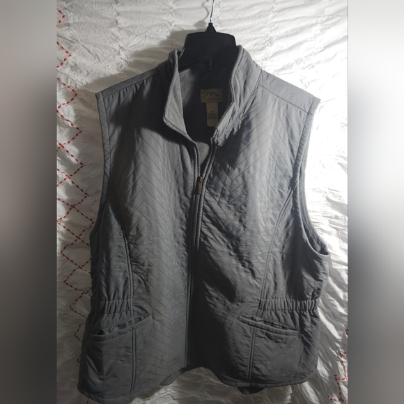 Gray Quilted Vest - Picture 1 of 2